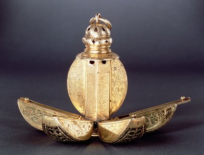 Parfümleri veya diğer aromatik maddeleri tutmak için kullanılan dört açık bölmeli pomander, gümüş yaldızlı, muhtemelen İngiliz c.1580 by Unbekannt Unbekannt