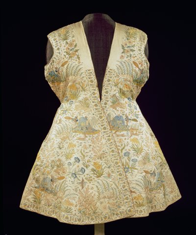 Satin Hunting Coat Embroidered with Silks in Chain Stitch, North Indian (Mughal), Ist half of 17th century (satin and silk) by Unbekannt Unbekannt