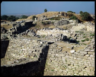 Antik Truva kentinin bulunduğu Hissarlık Höyüğü, MÖ 3000-1100 by Unbekannt Unbekannt