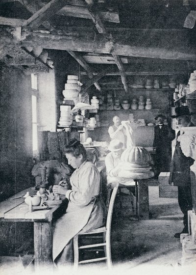 1900 dolaylarında Vallauris seramik sanatı yapan zanaatkarlar, kartpostal, Fransa, 20. yüzyıl by William M. Timlin