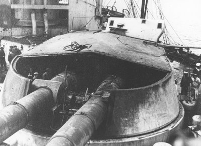 Q taretinde hasar, HMS Lion, Jutland by Unbekannt