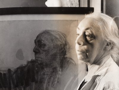Alman ressam, grafik sanatçısı ve heykeltıraş Kaethe Kollwitz, Almanya 1940 civarı (s/b fotoğraf) by Unbekannter Künstler