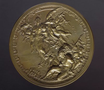Amerika kıtasının keşfinin 400. yıldönümünü kutlamak için yaldızlı bronz madalya (1492-1892) by Benjamin Baud