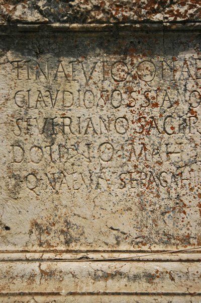 Lübnan, Baalbek (MS 1. yüzyıl), Büyük Avlu'da gravür by Unbekannt