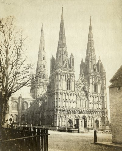 Lichfield Katedrali OP08956 (s/b fotoğraf) by Unbekannter Künstler