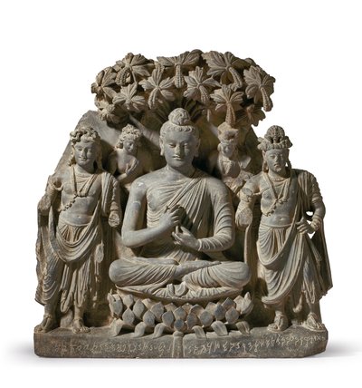 Buda Shakyamuni'nin Bodhisattvas'lı Rölyef Üçlüsü, 3.-4. Yüzyıl (gri şist) by Unbekannter Künstler