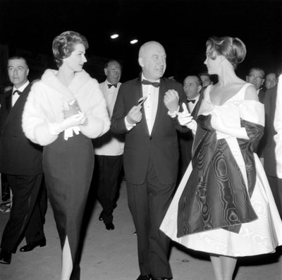 Aktris Lee ReMICK YÖNETMEN OTTO PREMINGER VE EŞİ Hope BRYCE İLE VENEDİK LIDO
