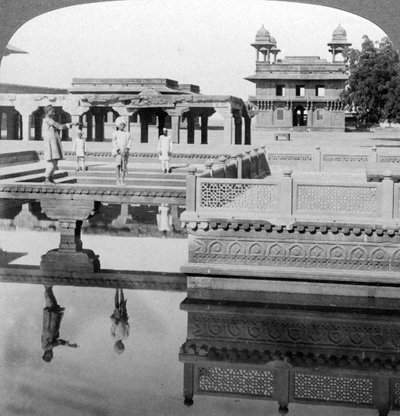 Moğol İmparatorları Sarayı, Fatehpur Sikri, Hindistan, 1904. by Underwood and Underwood