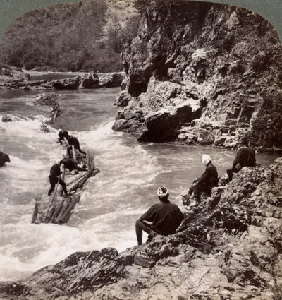Bir kütük sal üzerinde, Hozu Rapids