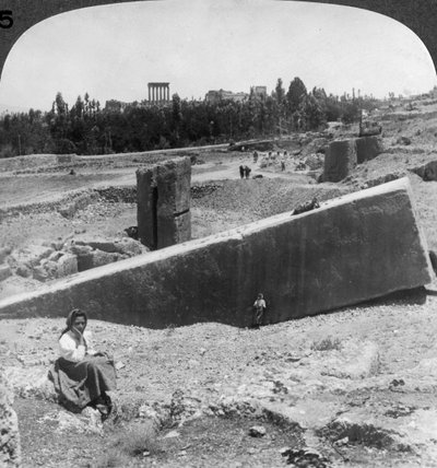 Baalbek Balabakk kalıntıları, Suriye, 1900. by Underwood and Underwood