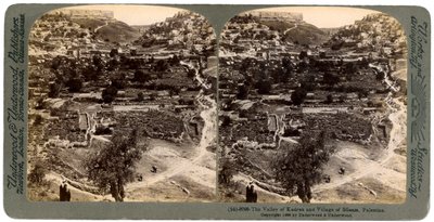 Kedron vadisi ve Siloam köyü, Kudüs duvarının dışında, Filistin, 1896. by Underwood and Underwood