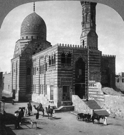 Sultan Kait Bey Türbesi Camii, Kahire, Mısır, 1905. by Underwood and Underwood