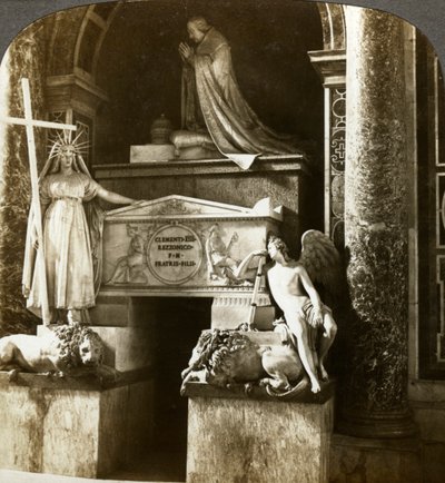 Papa Clement XIII Mezarı, St Peters Bazilikası, Roma, İtalya. by Underwood and Underwood