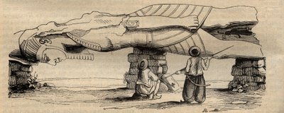 Yaklaşık otuz metre ötede bulunan Ptah tapınağının güney kapısının yakınında, İtalyan gezgin Giovanni Battista Caviglia tarafından 1820