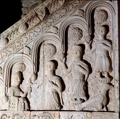 Hohenstaufen İmparatoru II. Frederic (1194-1250), ailesiyle birlikte Bas kabartmasını 13. yüzyıldan kalma bir ambonu temsil etti. Bitonto, katedral by Unknown artist