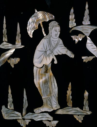 Şemsiyeli kadın figürü, çini süslemeli sedef kakmalı dolap annesinden detay by Unknown artist