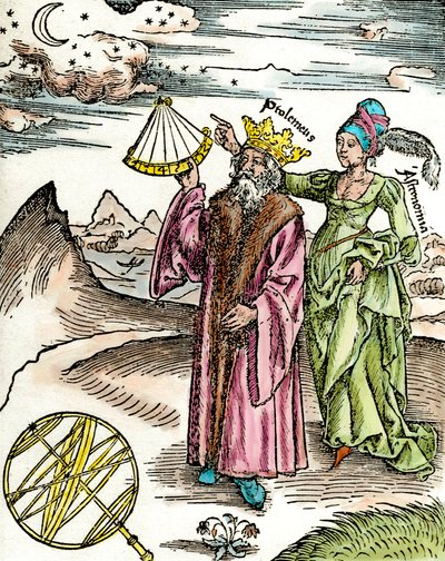 Yunan gökbilimci Claude Ptolemee (Claudius Ptolemaeus) (MS 90-168 civarında) sekstant ve Astronomi kullanıyor. 1503