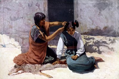 Hopi kabilesinden Kızılderili bir anne, evliliğe hazırlık için kızının saçlarına bakım yapıyor by Unknown artist