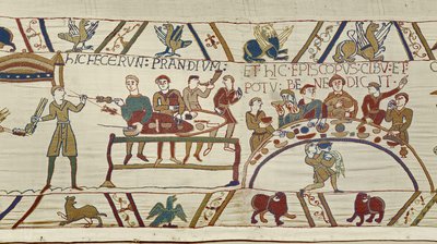 Norman hizmetçileri William için bir ziyafet hazırlar ve Piskopos Odo yemeği kutsar, Bayeux Goblen (keten üzerine yün işlemesi) by Unknown artist