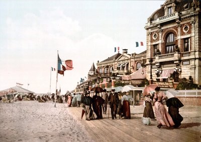 Gezinti - Geniş oturma odası - Trouville. Fotokrom c. 1890. by Unknown artist