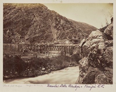 Devils [sic] Gate Köprüleri. Pasifik Demiryolu by Unknown artist