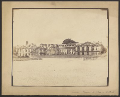 [Saint-Cloud Şatosu Harabeleri] by Unknown artist