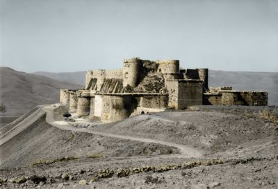 Haçlı Seferleri döneminden kalma Şövalyelerin Krak kalesi, 1930