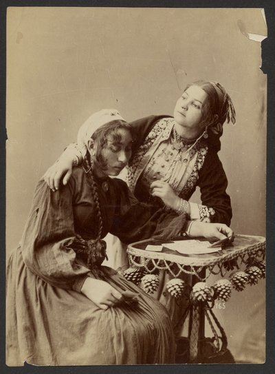 [Yazı masasında iki kadın] by Unknown artist