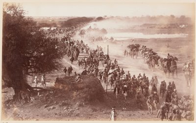 Delhi Egzersiz Kampı sırasında yürüyüşte bir dağ bataryası by Unknown photographer