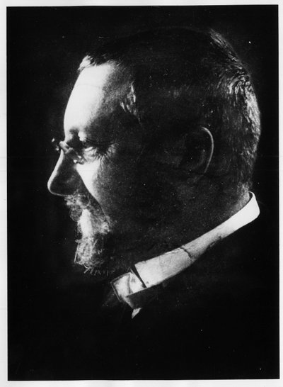 Alfred Binet, Fransız fizyolog ve psikolog, Charcot