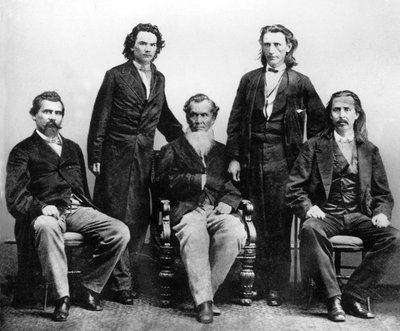 Cherokee Kızılderilileri 1866'da ABD ile 19 Temmuz'da imzalanacak olan anlaşmayı müzakere etmek için Washington'da John Rollin Ridge Saladin Watie Richard Fields albay Elias C Boudinot albay William P Adair by Unknown photographer
