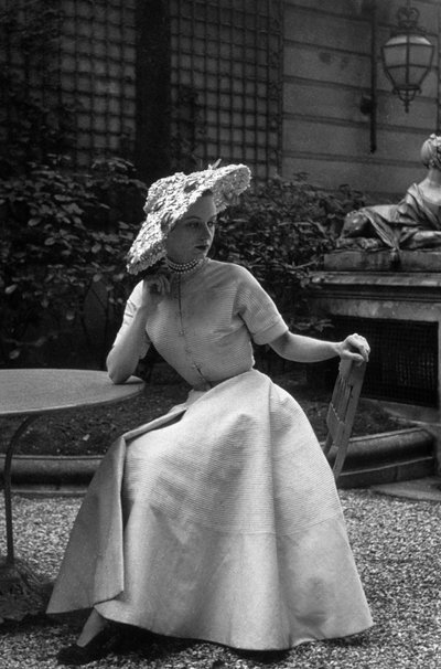  by Unknown photographer