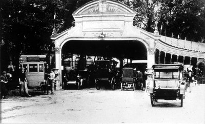 Motor gösterisi by Unknown photographer
