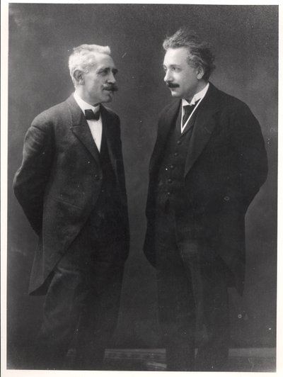 Paul Langevin ve Albert Einstein by Unknown photographer