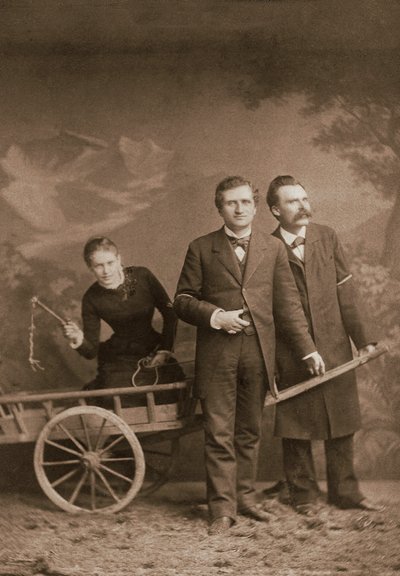 Paul Ree (1849-1901) İngiliz filozof - Lou Andreas-Salome (1861-1937) (Andreas Salome) Rus psikanalist - Friedrich Nietzsche (1844-1900) Alman filozof - Mayıs 1882 (Lucerne, Atelier Jules Bonnet) by Unknown photographer
