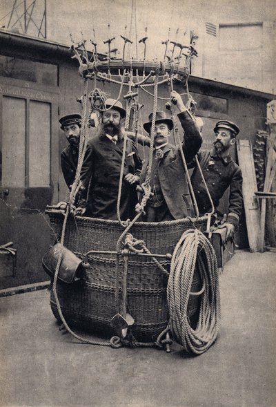 Sıcak hava balonu ile fotoğraf çekimi. Fotoğraf, 19. yüzyıl sonu, Paris. Kol. Selva. by Unknown photographer