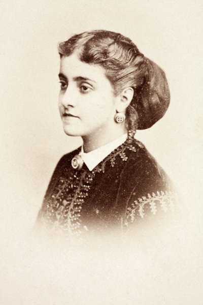 Adelina Patti'nin Portresi by Unknown photographer