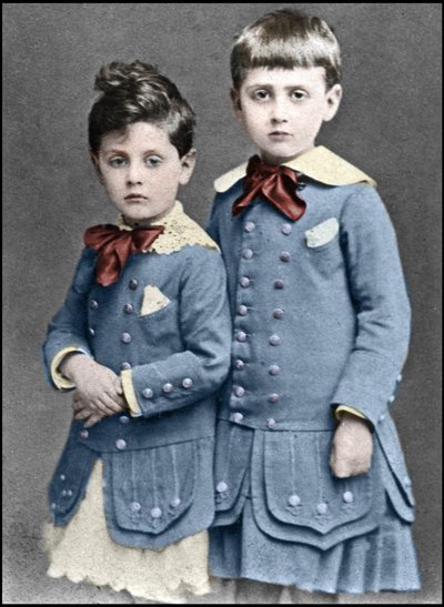 1877