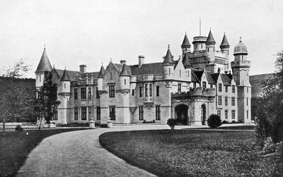 Balmoral Kalesi, İskoçya, c1920 by Valentine and Sons Ltd