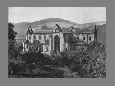Tintern Manastırı, c1900 by Valentine and Sons Ltd