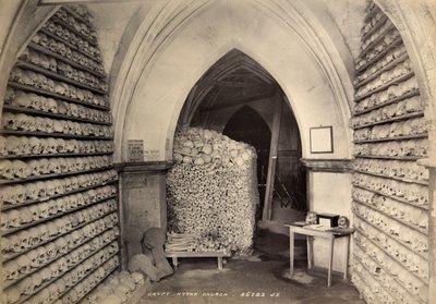 Crypt, Aziz Leonard Kilisesi, Hythe, Kent, c1900 by Valentine and Sons Ltd