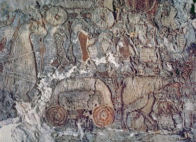 Oseberg gemisinde (tekstil) bulunan bir goblenden bir arabayı çeken bir hayvanın detayı by Viking