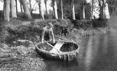 Boyne Nehri, County Meath, İrlanda, 1924-1926 üzerinde bir korkak fırlatma by WA Green
