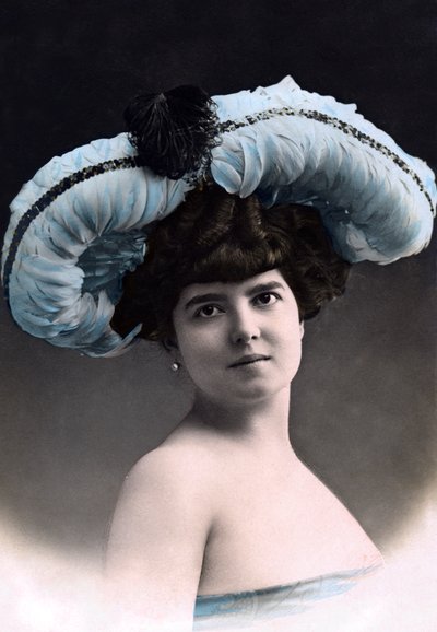 Paule Delys, tiyatro oyuncusu, 1904. by Walery