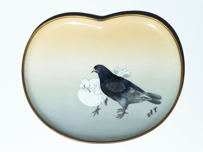Kuşları gösteren tepsi, c.1890-95 (emaye işi emaye) (arkası için bkz. 416491) by Watanabe and Sosuke Namikawa Seitei