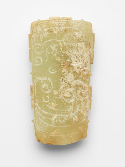 Bir ejderha şeklinde kolye (pei) by Western Zhou Dynasty Chinese School