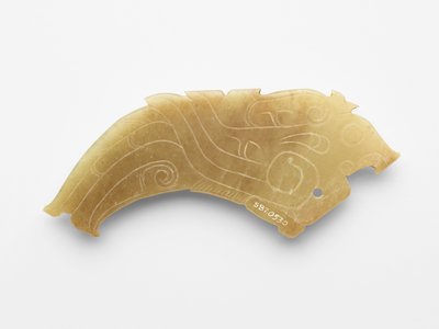 Kuş şeklinde kolye, bir çift, M.Ö.1050-c.950 (yeşim, nefrit) by Western Zhou Dynasty Chinese School