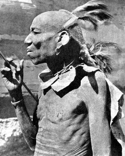 Bir Turkana kabilesi üyesi, Kenya, Afrika, 1936. by Wide World Photos