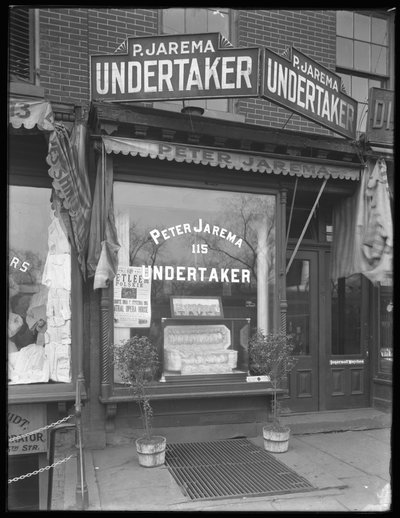 Peter Jarema, Ukraynalı müteahhit, 115 Avenue A, New York City, 14 Kasım 1914 by William Davis Hassler