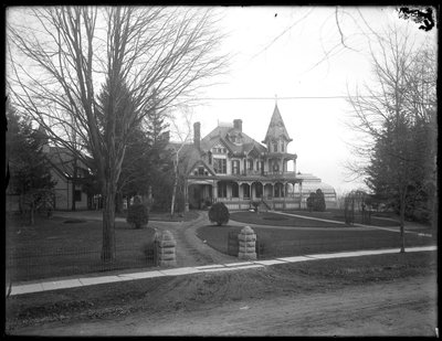 Henry W. Merriam Evi, Newton, N.J., c.1911-12 by William Davis Hassler